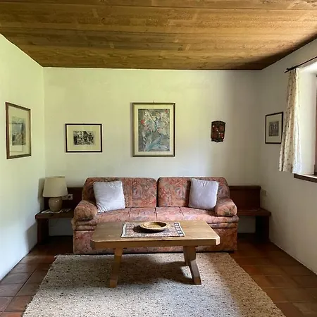 Zita Weber نيوستيف ام ستوبيتا