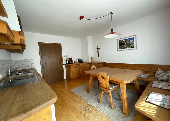 アパート Zita Weber ノイシュティフト・イム・シュトゥーバイタール